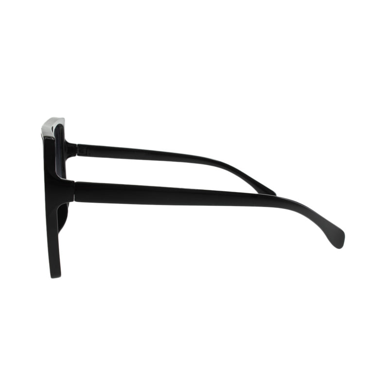 MQ Alva Sunglasses in Black / Smoke